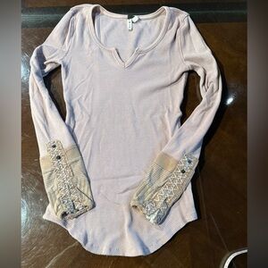 VTG We The Free Blush Kyoto Long Sleeve Top with Embellished Cuffs